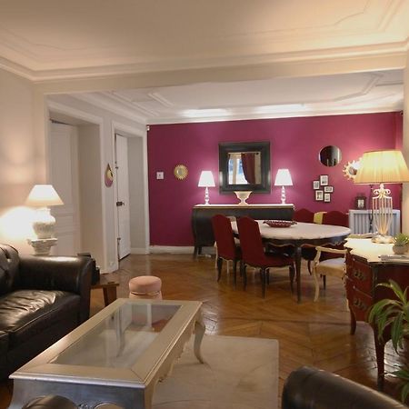 Two-Bedroom Apartment Champs-Elysees Párizs Kültér fotó