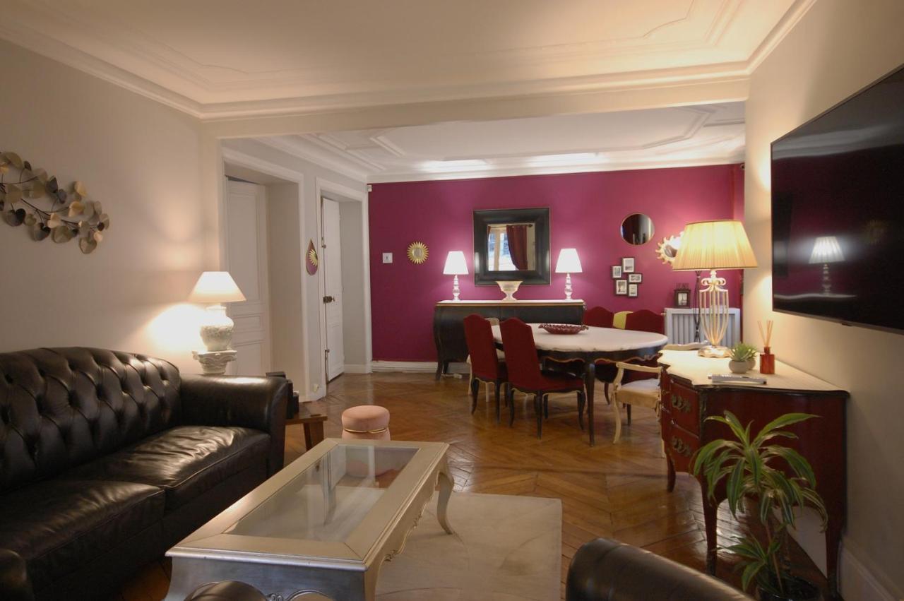 Two-Bedroom Apartment Champs-Elysees Párizs Kültér fotó
