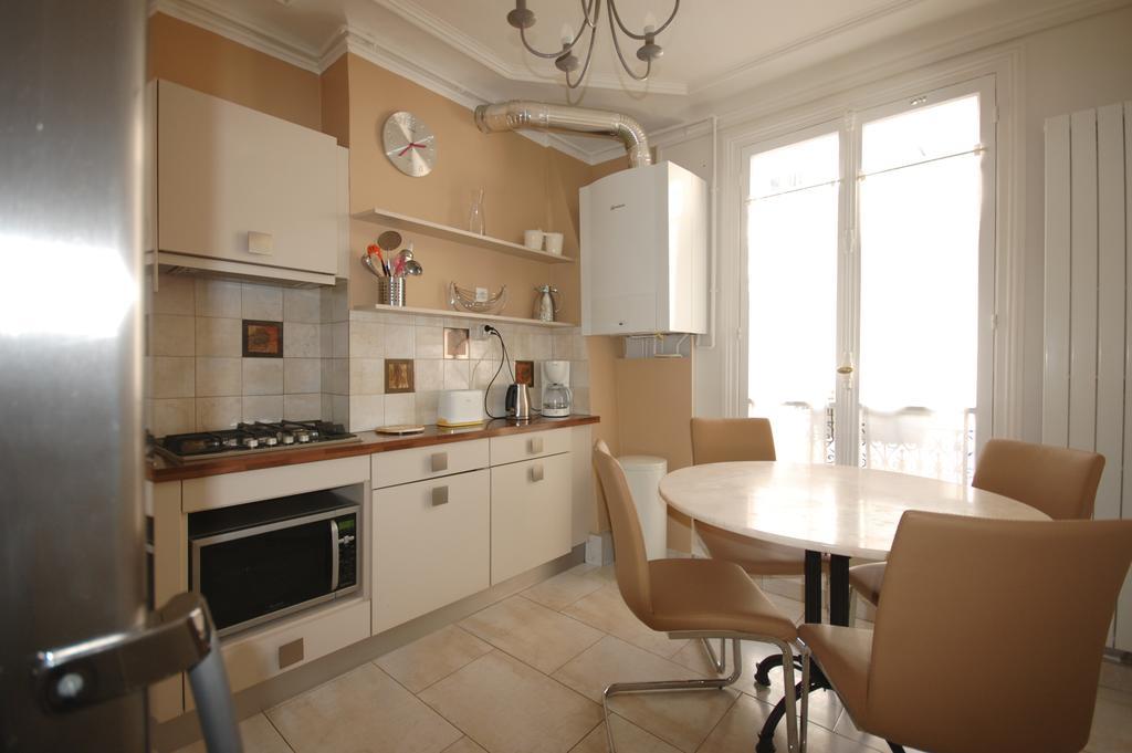 Two-Bedroom Apartment Champs-Elysees Párizs Kültér fotó